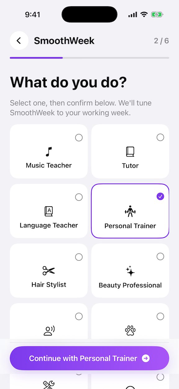 SmoothWeek onboarding képernyő, a Personal Trainer szakma kiválasztva